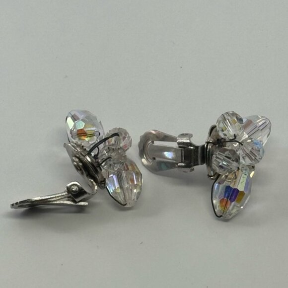 Fun Floral Clip-On Earrings - Picture 3 of 4